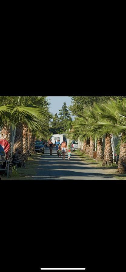 Camping 4 Etoiles Le Bosc Saint Cyrpien Mobil Home Exterior foto